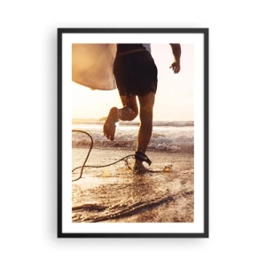 Poster in een zwarte lijst - Om de golf te ontmoeten - 50x70 cm