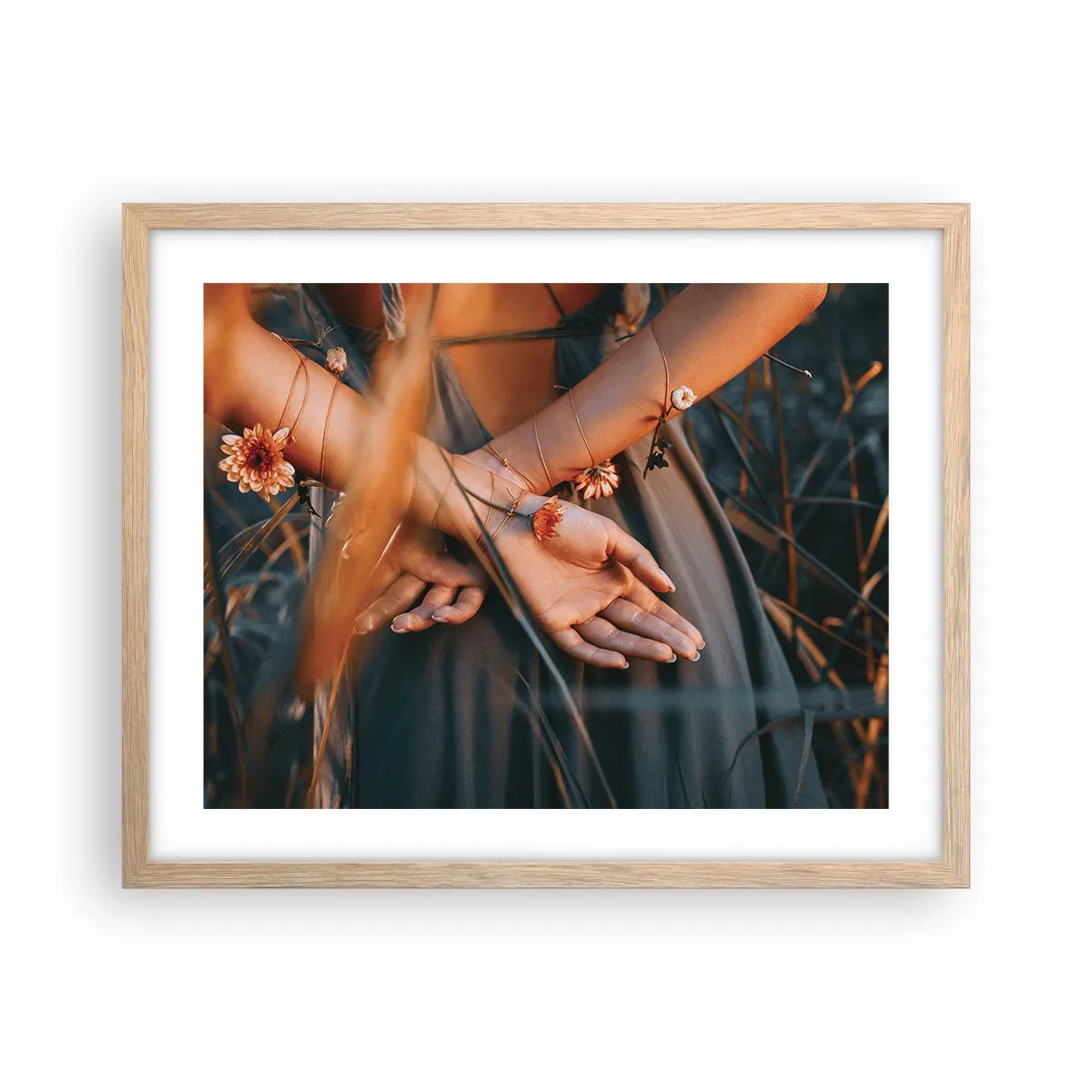 Een poster in een licht eiken lijst - Verbonden met de natuur - 50x40 cm