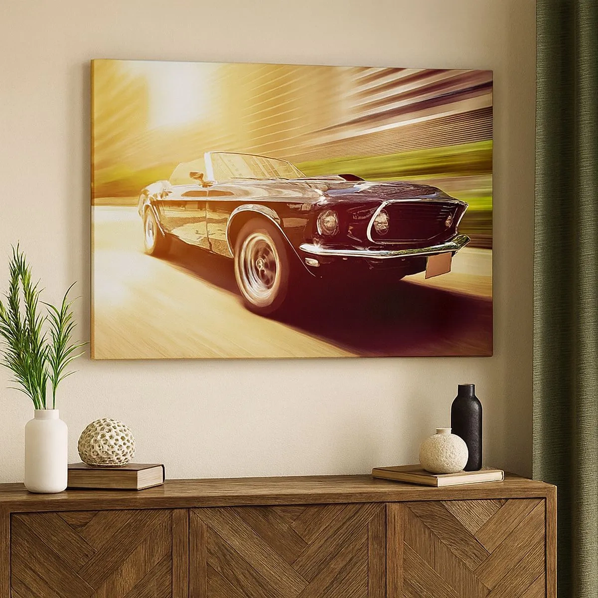 Schilderen op canvas - Een klassieke auto in beweging tegen een stedelijke achtergrond - 70x50cm - 1967 - de legende keert terug - Moderne wanddecoratie voor woonkamer en slaapkamer ARTTOR