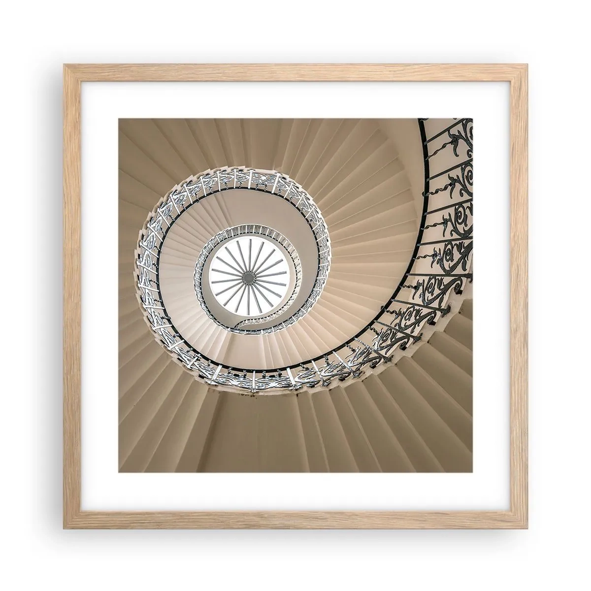 Een poster in een licht eiken lijst - Binnenin de schaal - 40x40 cm