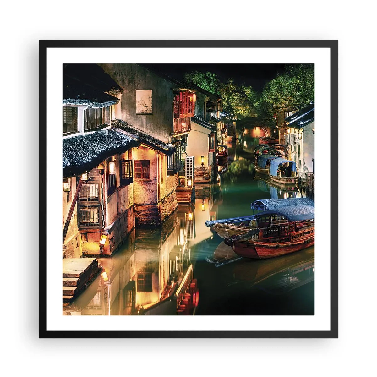 Poster in een zwarte lijst - Een avond op een Chinese straat - 60x60 cm