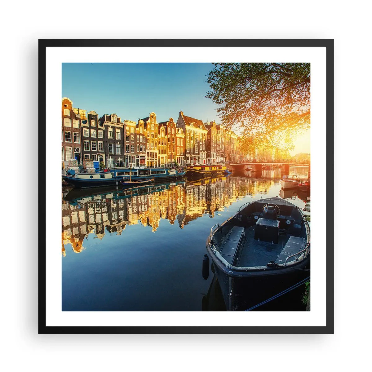 Poster in een zwarte lijst - Ochtend in Amsterdam - 60x60 cm