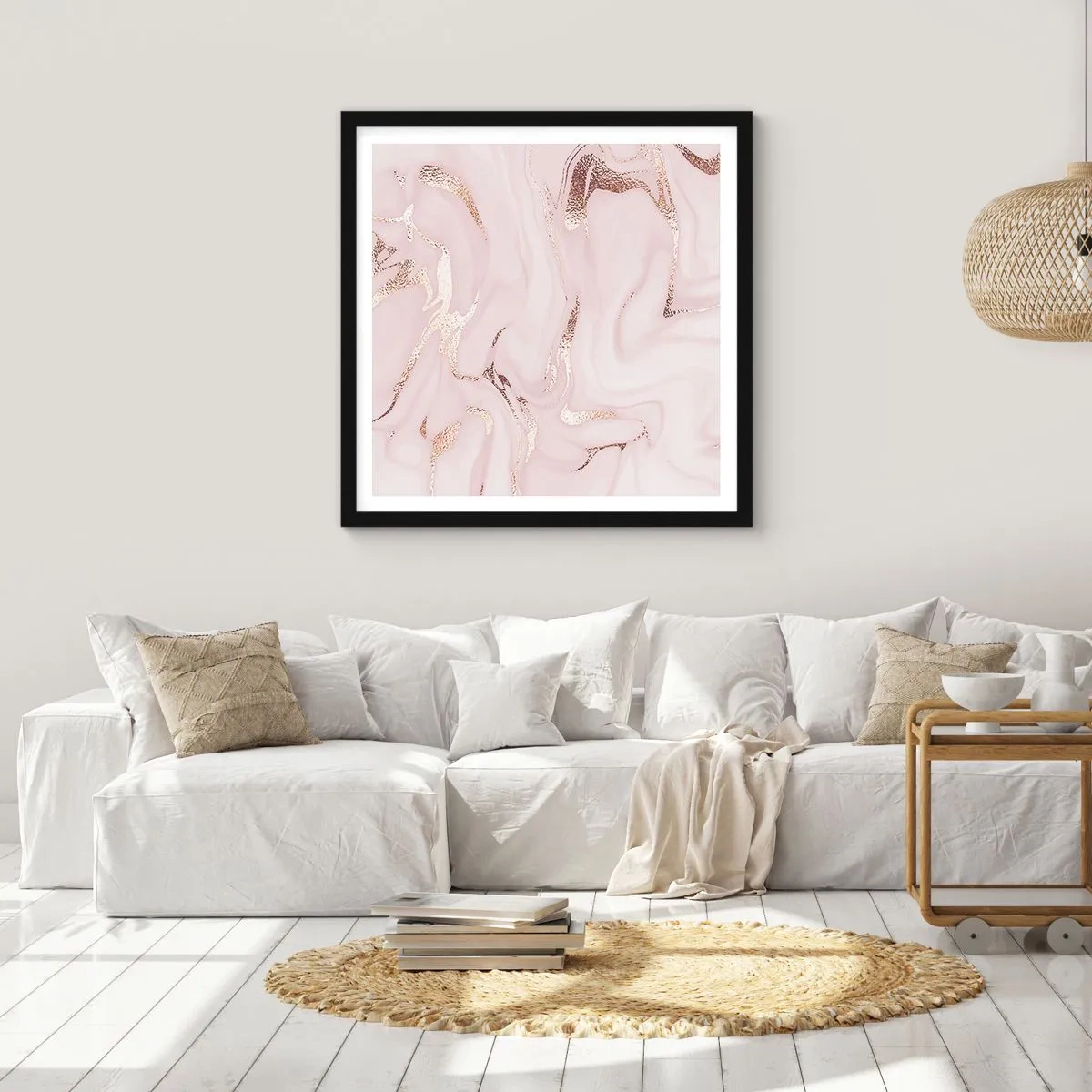 Poster in een zwarte lijst - In een roze sjaal - 30x30 cm