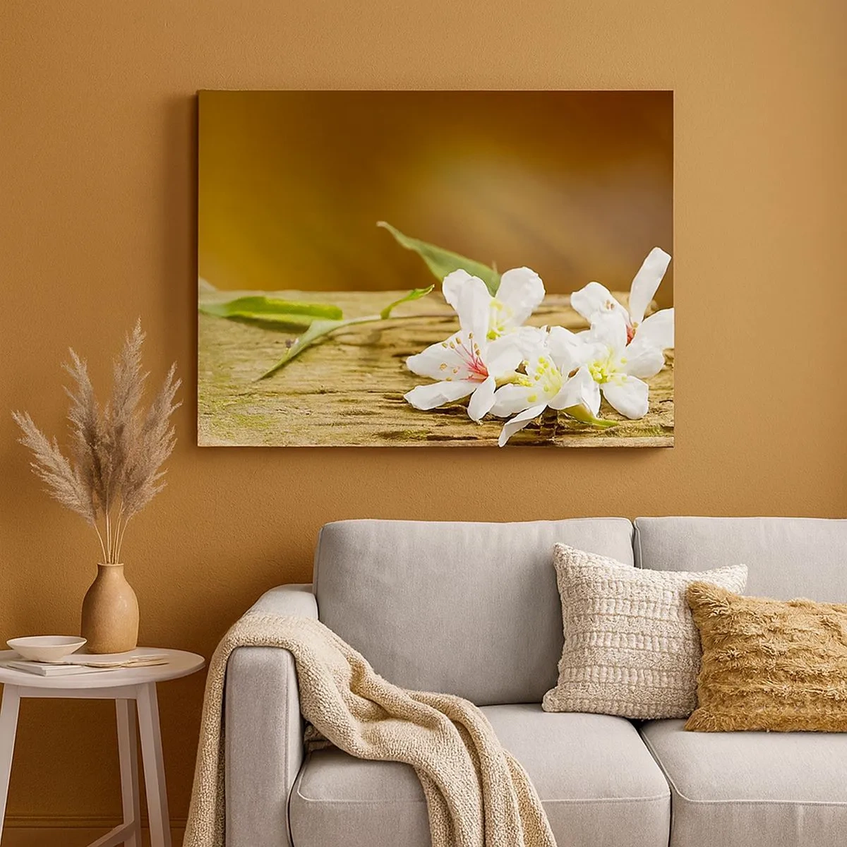 Schilderen op canvas - Witte bloemen op een houten achtergrond in natuurlijk licht - 70x50cm - Een onschuldige belofte - Moderne wanddecoratie voor woonkamer en slaapkamer ARTTOR