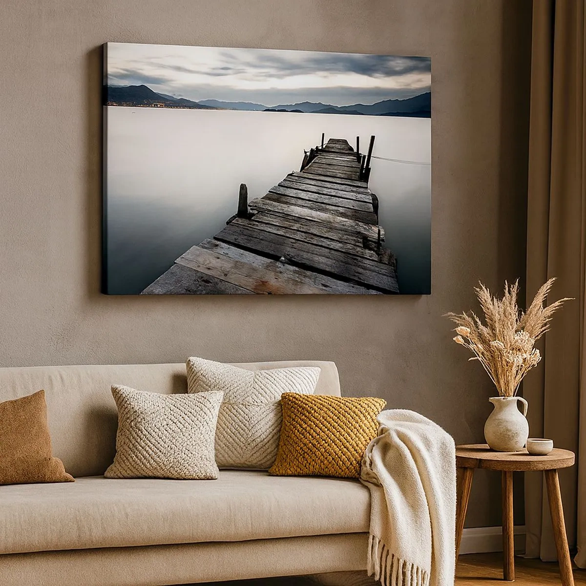 Schilderen op canvas - Een houten brug die naar een rustig meer leidt - 70x50cm - Dompel je onder in vrede - Moderne wanddecoratie voor woonkamer en slaapkamer ARTTOR