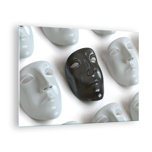 Schilderen op glas - Een zwart-wit masker tegen een achtergrond van witte maskers op een lichte achtergrond - 70x50cm - Hoe opvallen? - Moderne wanddecoratie voor woonkamer en slaapkamer ARTTOR
