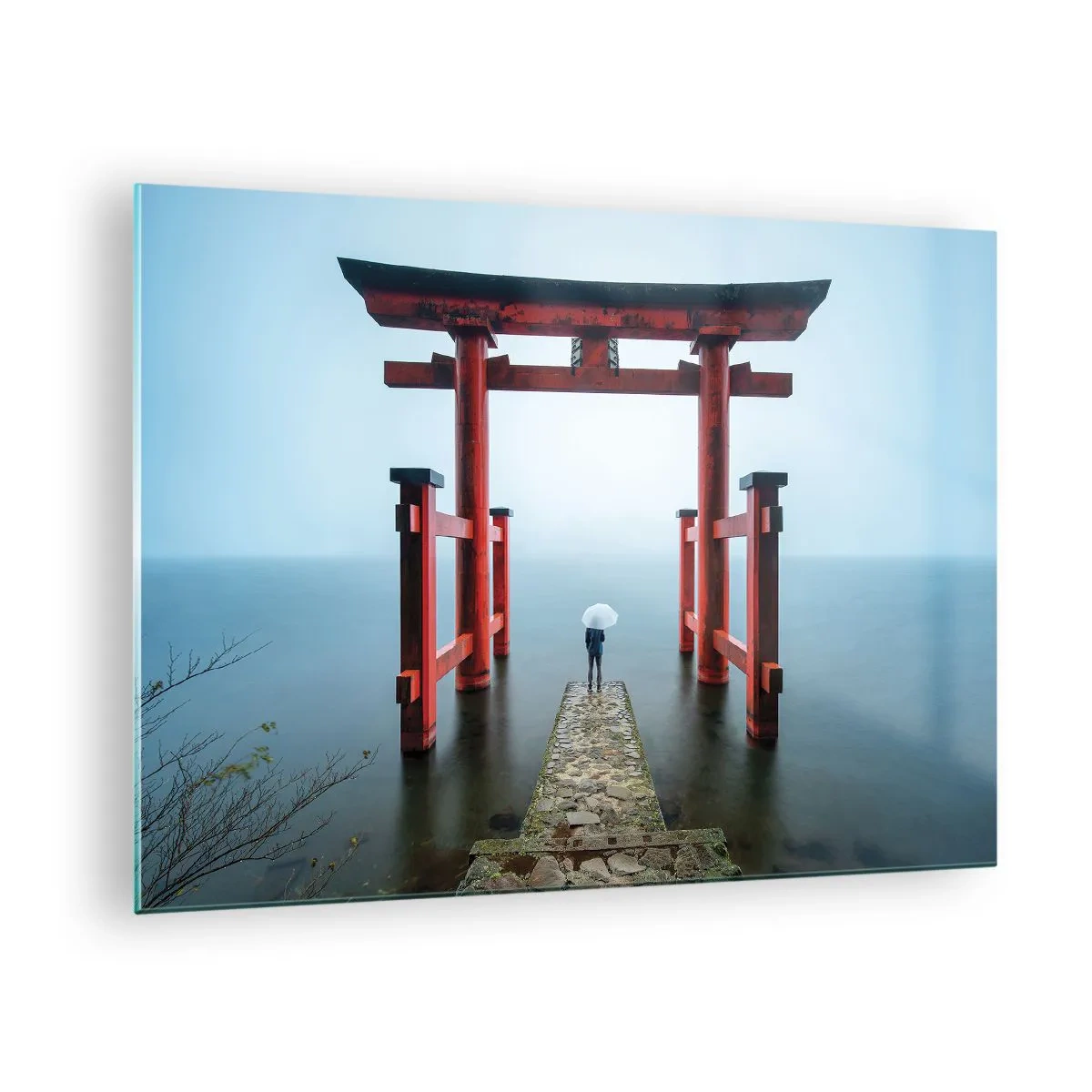 Schilderen op glas - Een rode torii boven kalm water in een mistige omgeving - 70x50cm - Japanse mijmering - Moderne wanddecoratie voor woonkamer en slaapkamer ARTTOR