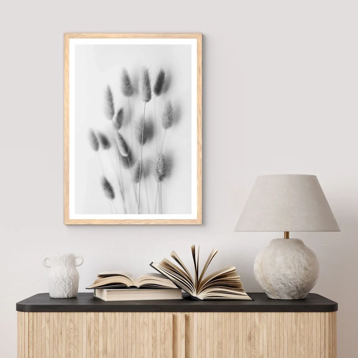 Een poster in een licht eiken lijst - Haar luchtigheid gras - 70x100 cm