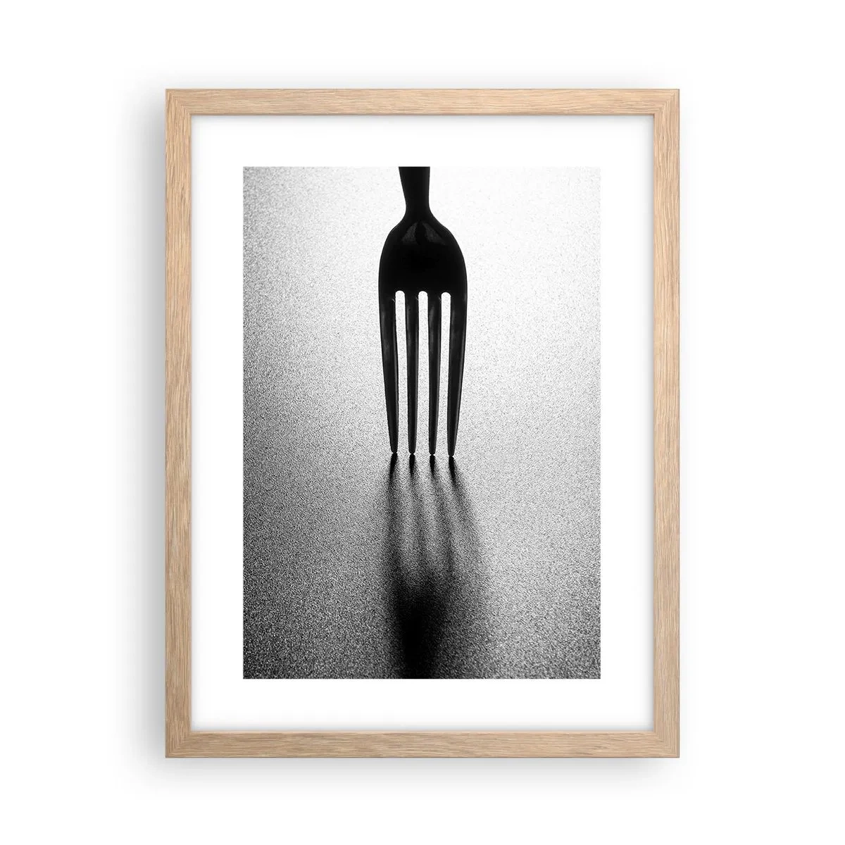 Een poster in een licht eiken lijst - Licht en schaduw - 30x40 cm