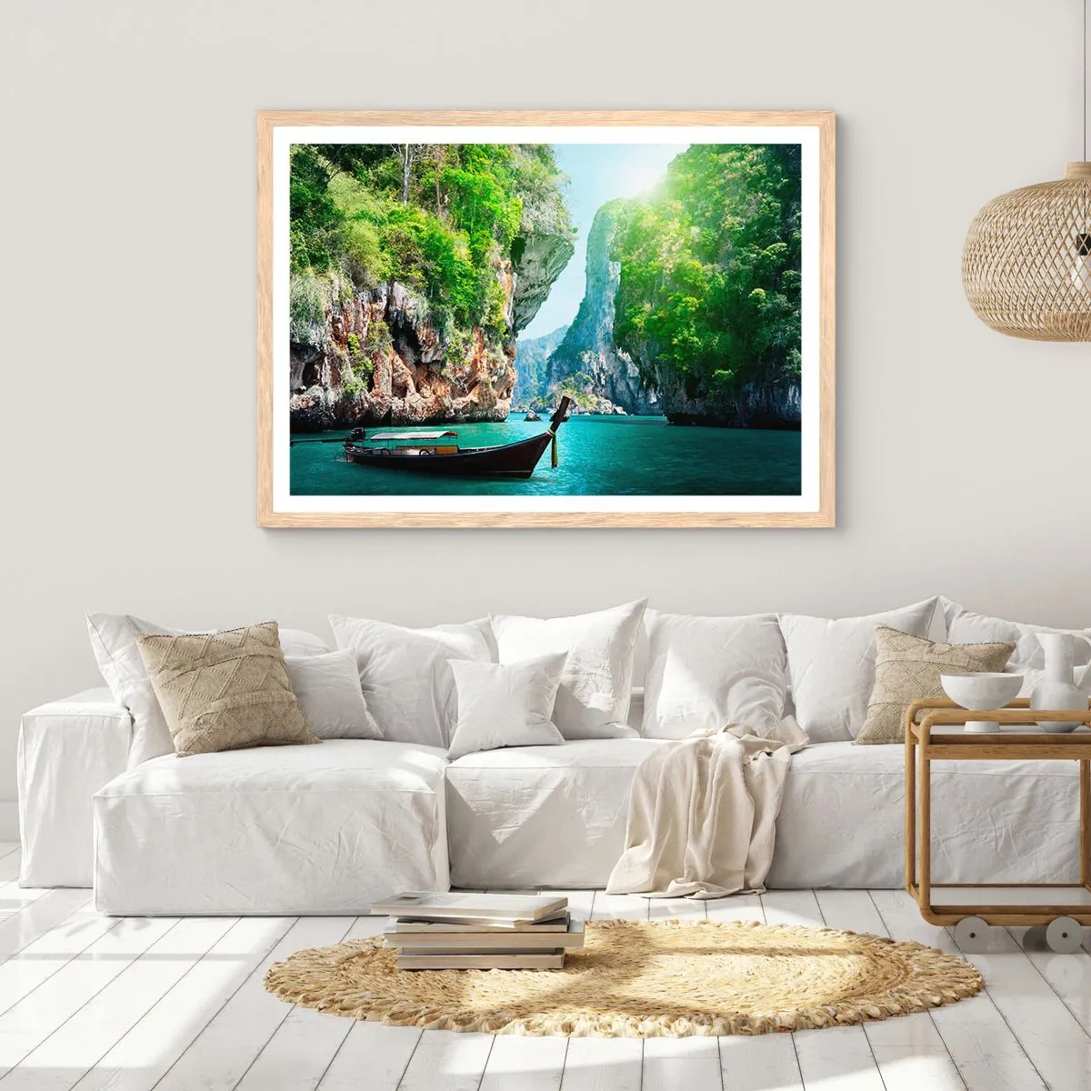 Een poster in een licht eiken lijst - Een uitnodiging voor een exotische reis - 70x50 cm