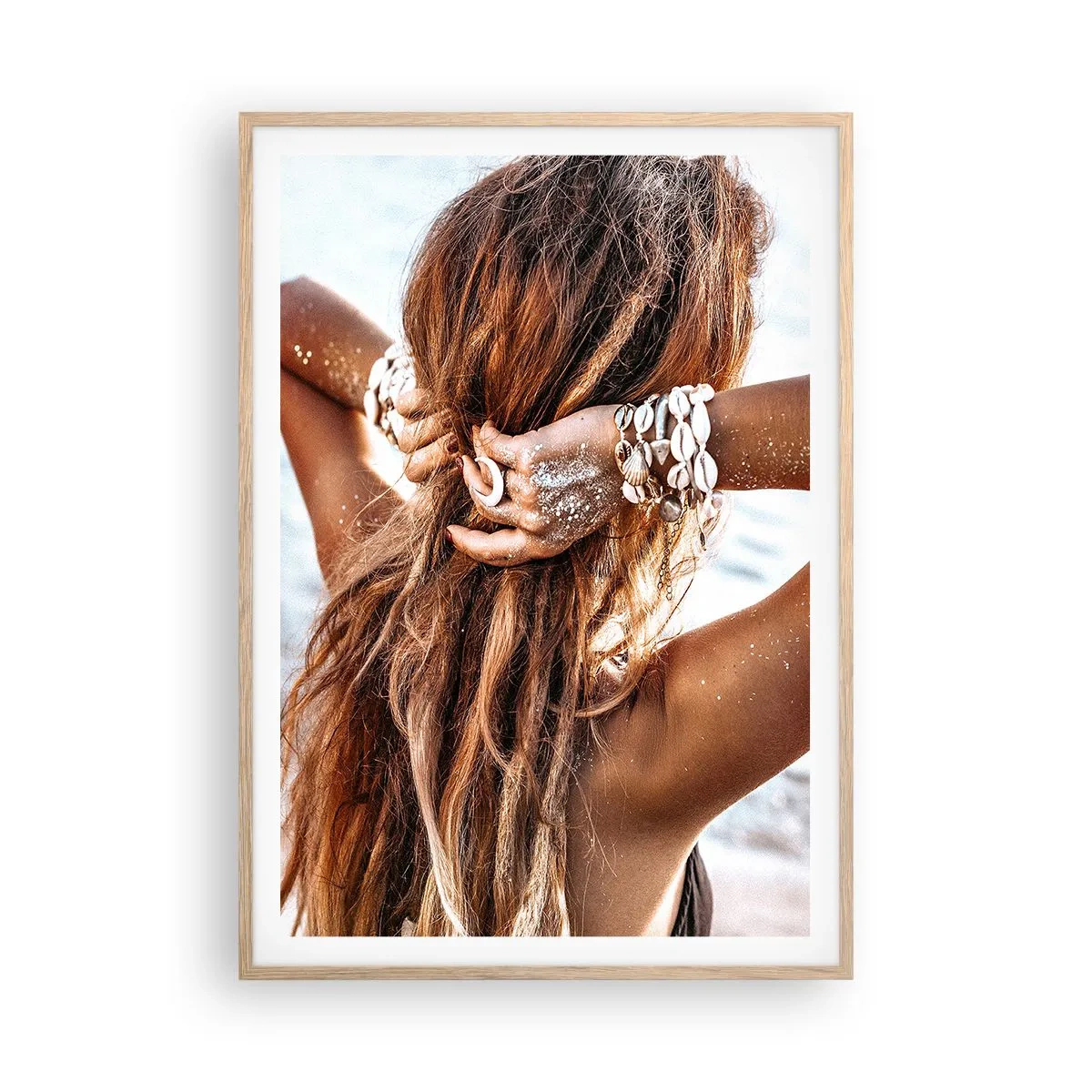 Een poster in een licht eiken lijst - Een zusje van water en zon - 70x100 cm