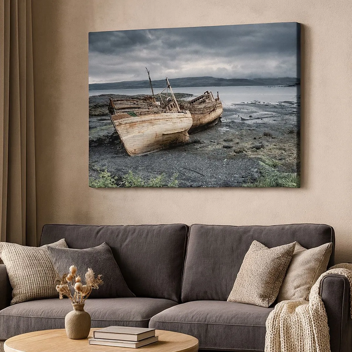 Schilderen op canvas - Verlaten boten aan de kust in een regenachtige scène - 70x50cm - Als teken van waardige ontberingen - Moderne wanddecoratie voor woonkamer en slaapkamer ARTTOR
