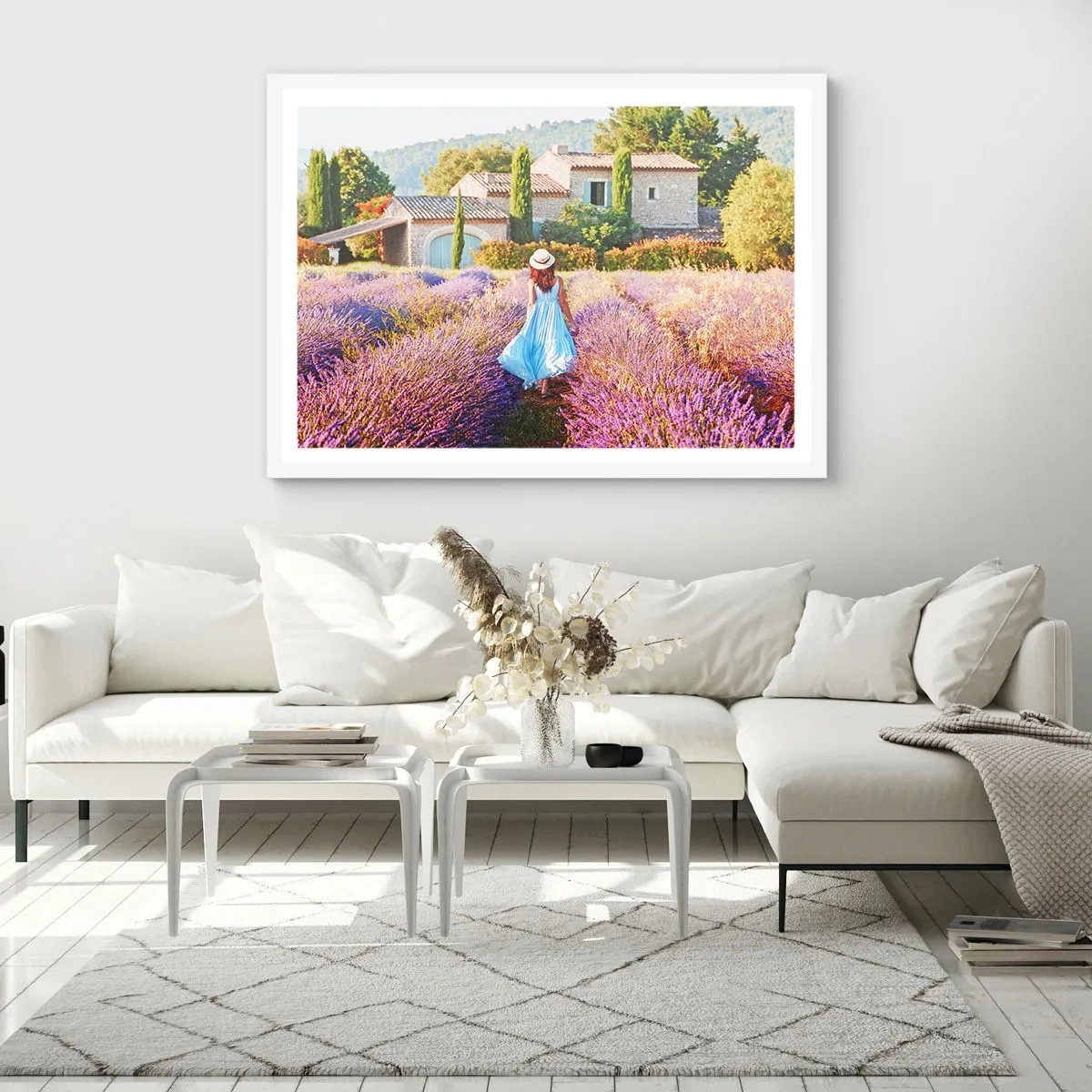 Poster in een witte lijst - Lavendel meisje - 70x50 cm