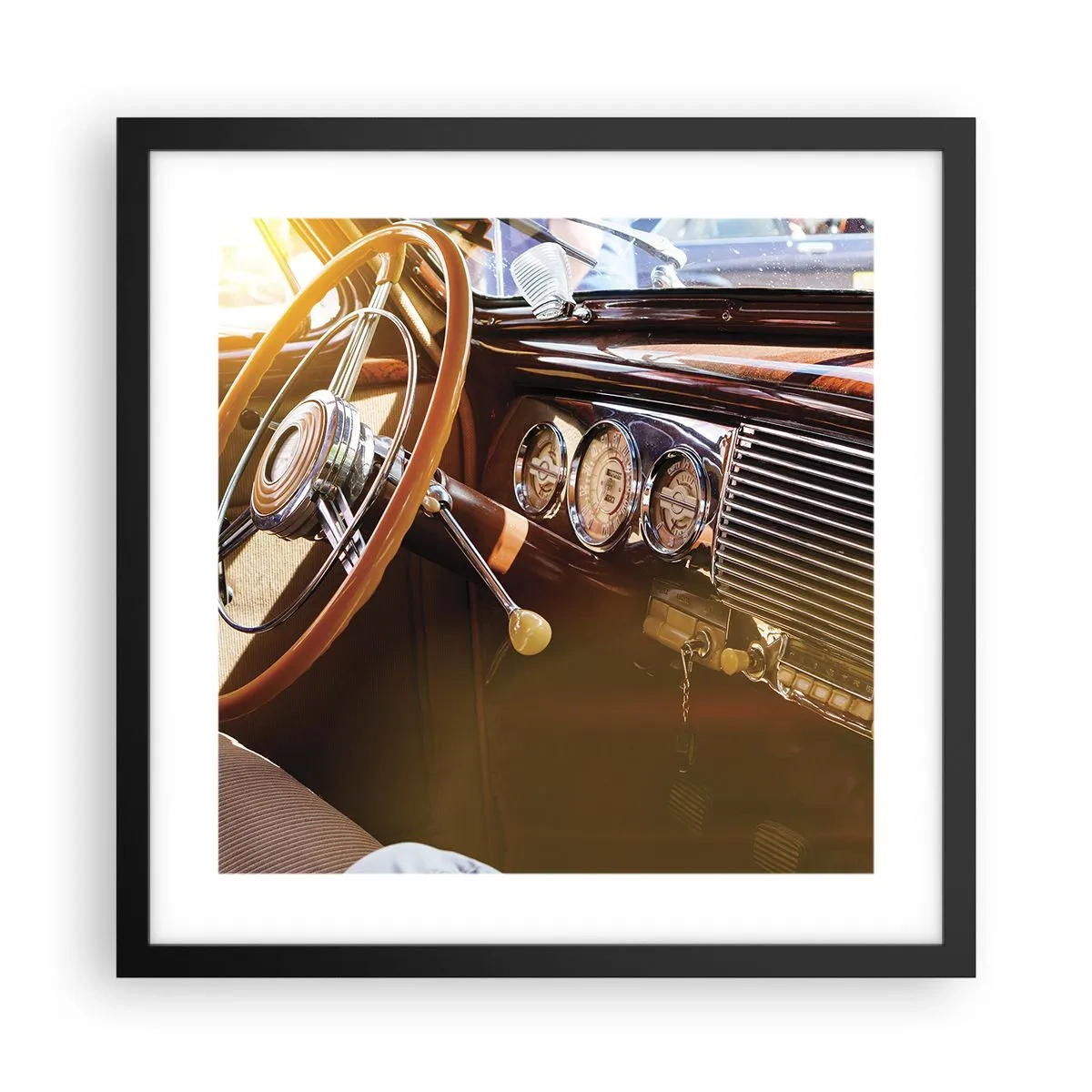 Poster in een zwarte lijst - Een adem van luxe uit het verleden - 40x40 cm