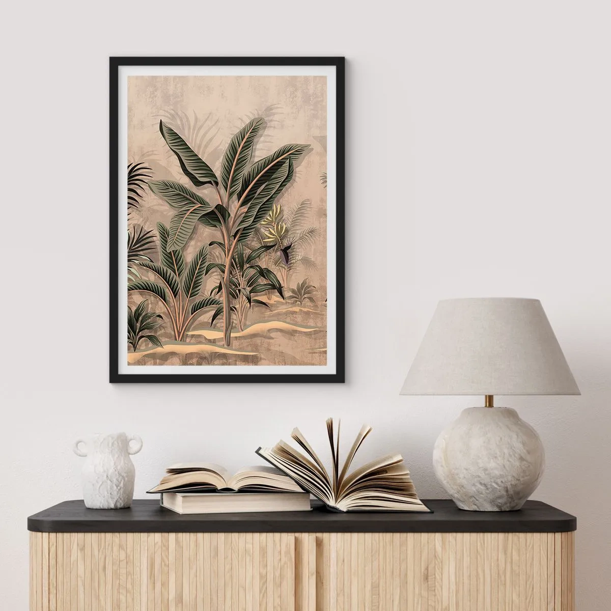 Poster in een zwarte lijst - Exotische vegetatie op een beige achtergrond - 50x70cm - Een gravure in koloniale stijl - Moderne wanddecoratie voor woonkamer en slaapkamer ARTTOR