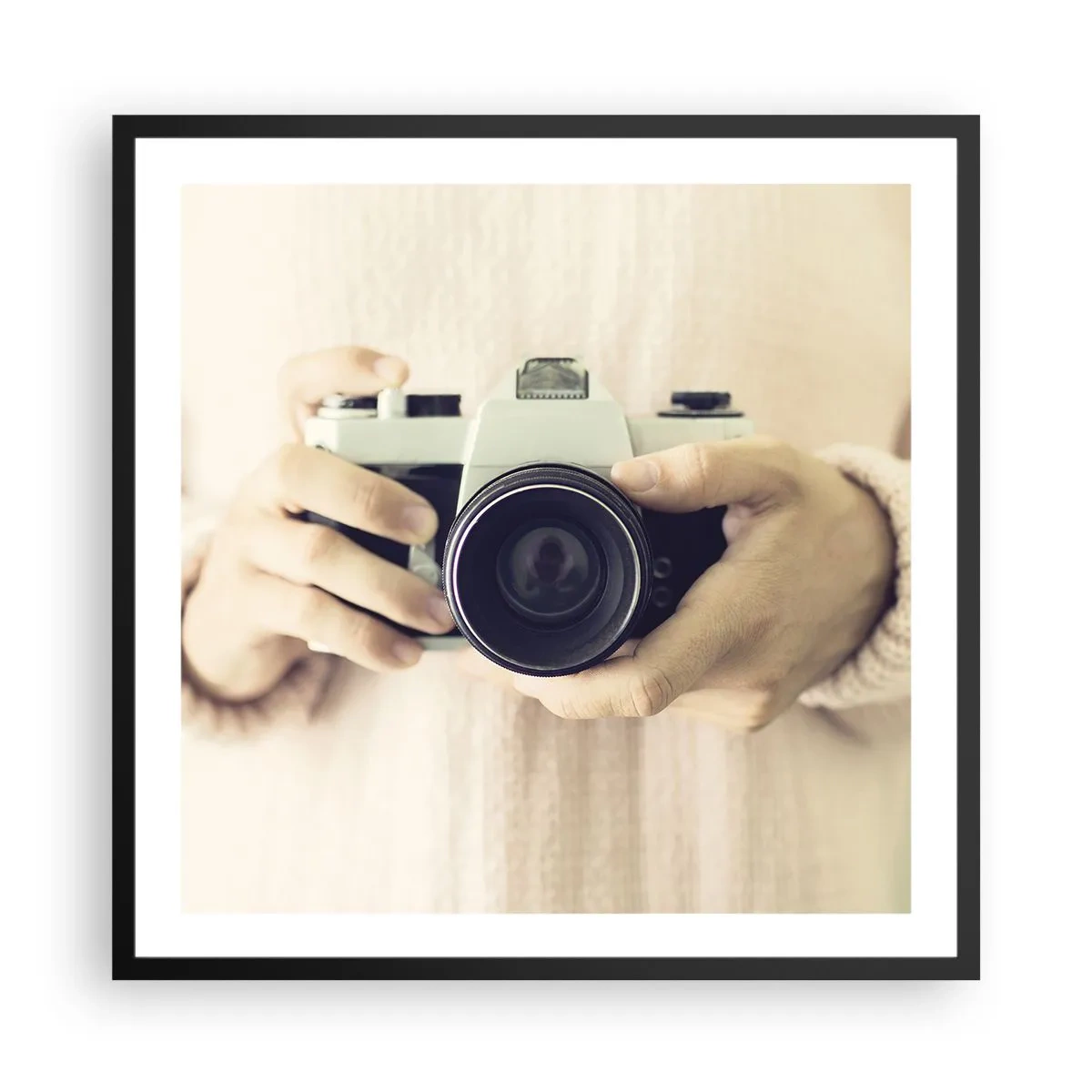 Poster in een zwarte lijst - Om meer te zien... - 60x60 cm