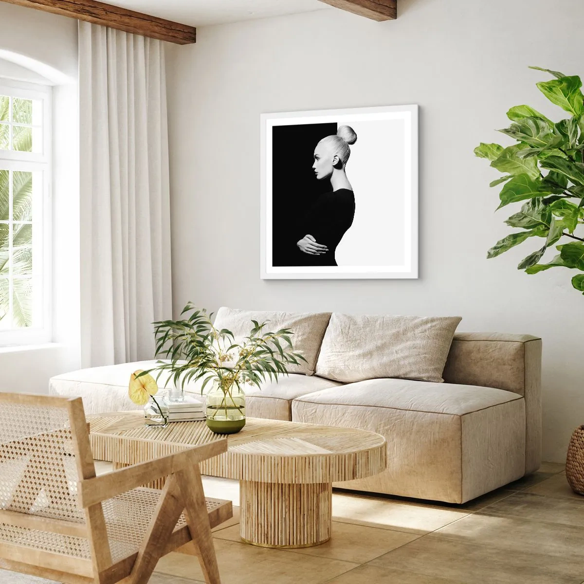 Poster in een witte lijst - Gewoon een vrouw - 60x60 cm