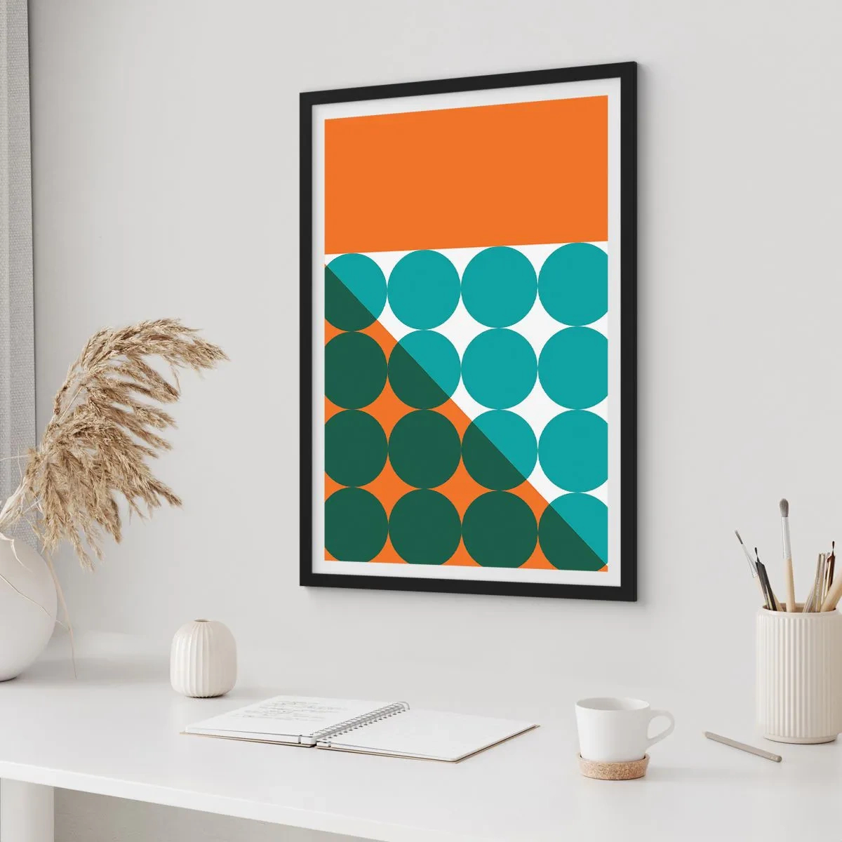 Poster in een zwarte lijst - Abstracte geometrische compositie met cirkels in tinten oranje en groen. - 50x70cm - Omhoog en diagonaal - Moderne wanddecoratie voor woonkamer en slaapkamer ARTTOR