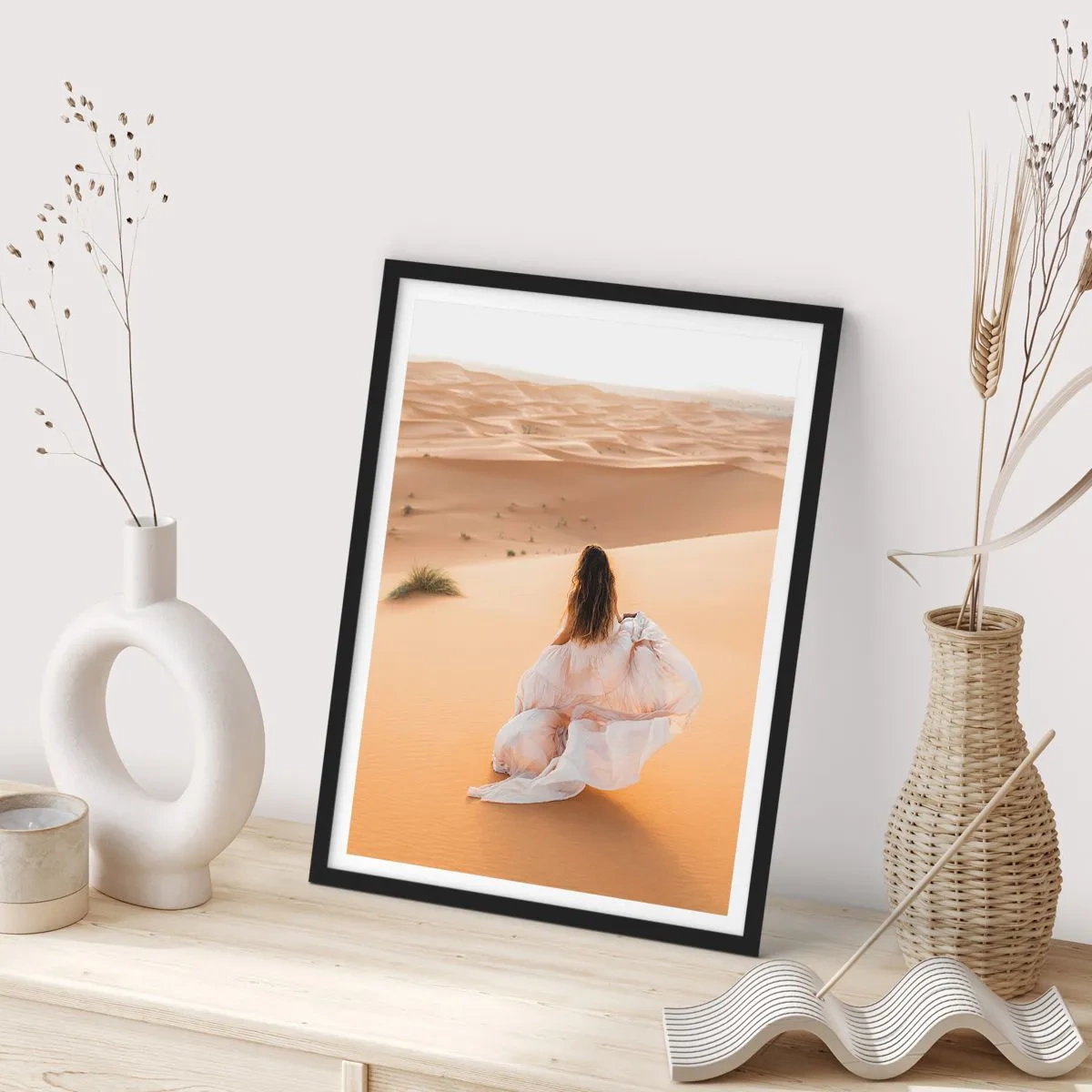 Poster in een zwarte lijst - Ontsnap naar vrijheid - 30x40 cm