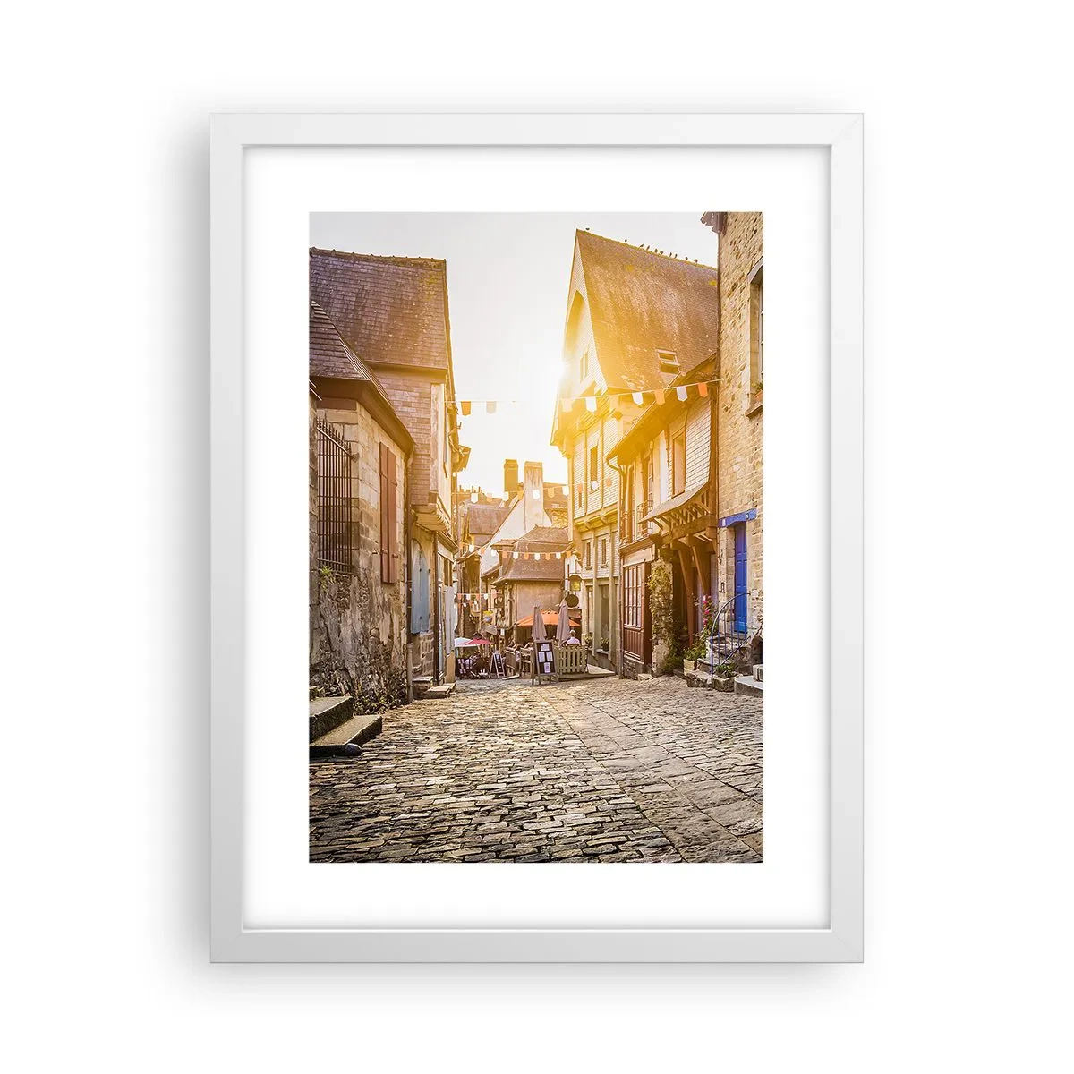 Poster in een witte lijst - De witte geest van het stadje - 30x40 cm