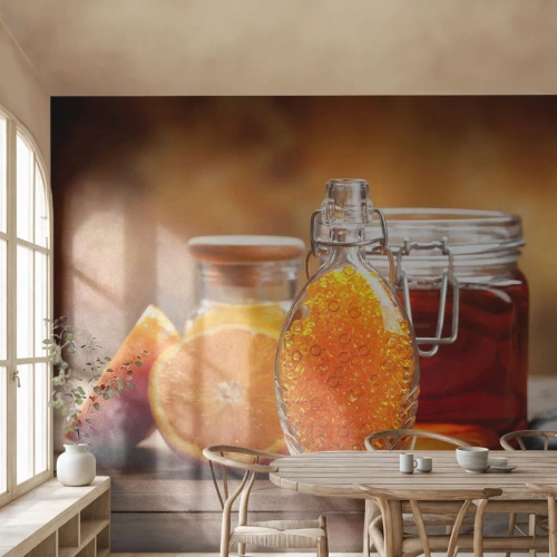 Fotobehang Premium Sand - Zonnige smaken en aroma's - Gastronomie, Oranje, Pot Met Honing - 350x256 cm