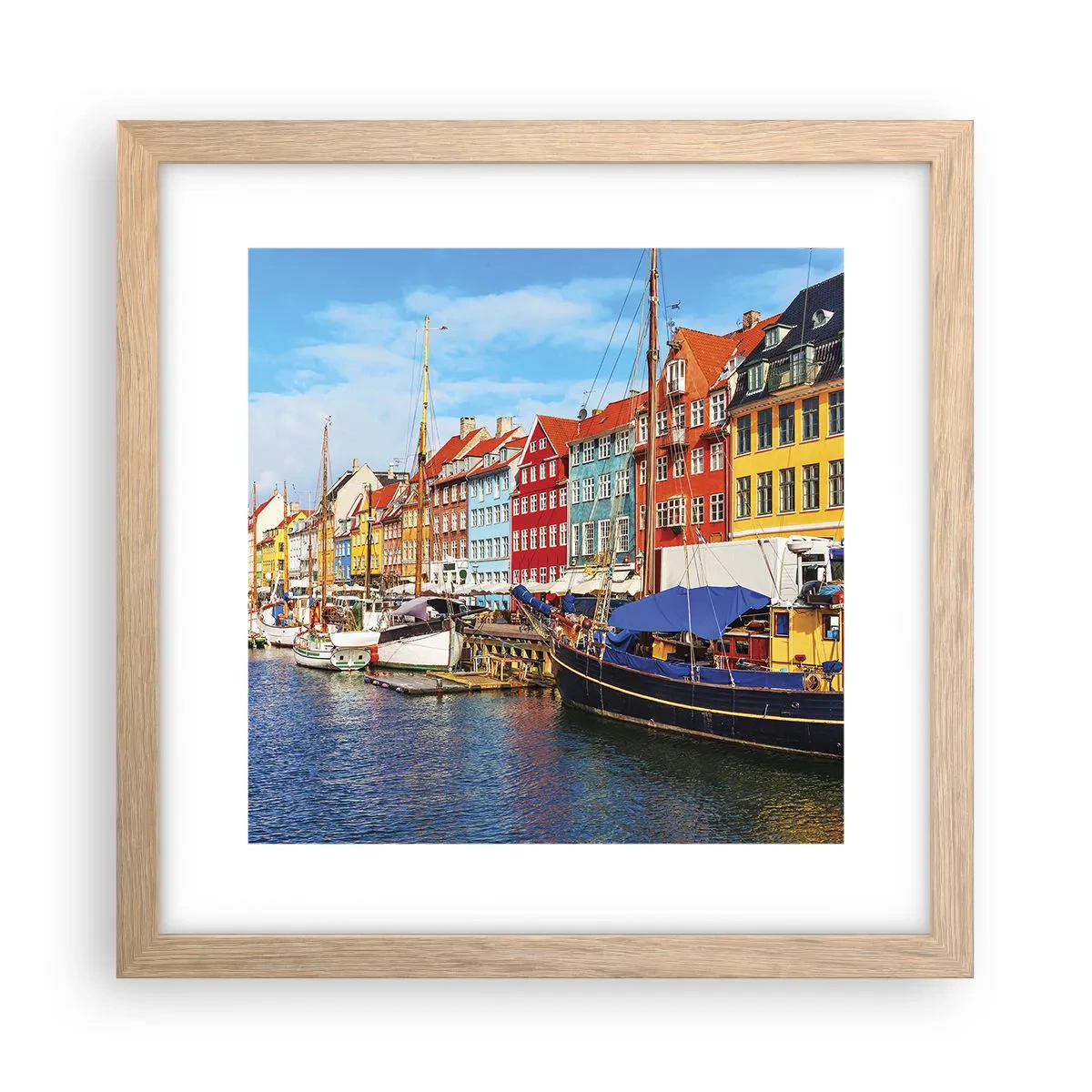 Een poster in een licht eiken lijst - Vrolijke werf - 30x30 cm