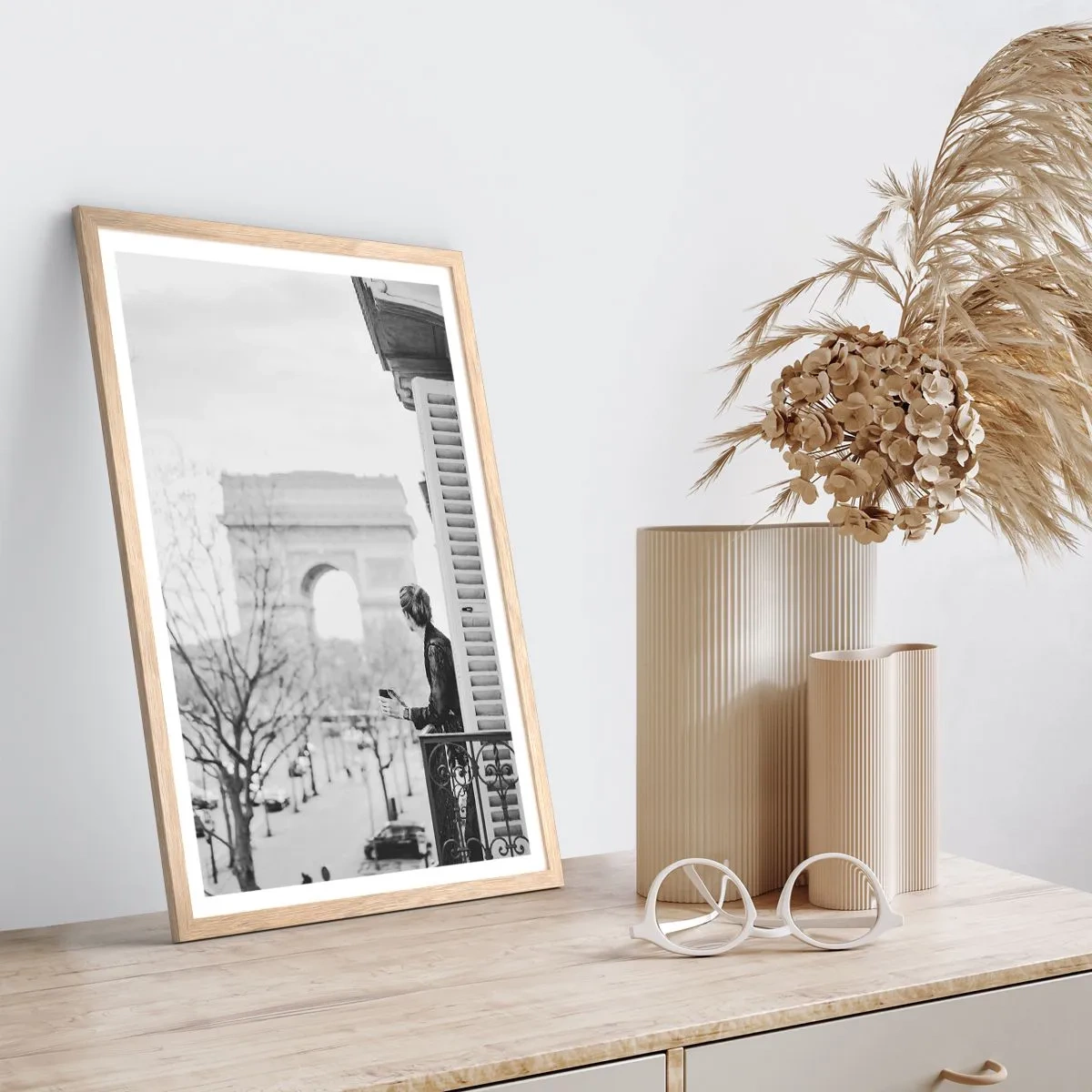 Een poster in een licht eiken lijst - Een kamer met uitzicht - 61x91 cm