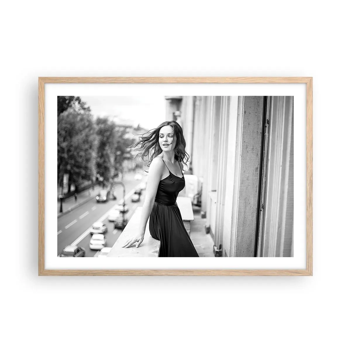 Een poster in een licht eiken lijst - Zeker een Parijzenaar - 70x50 cm