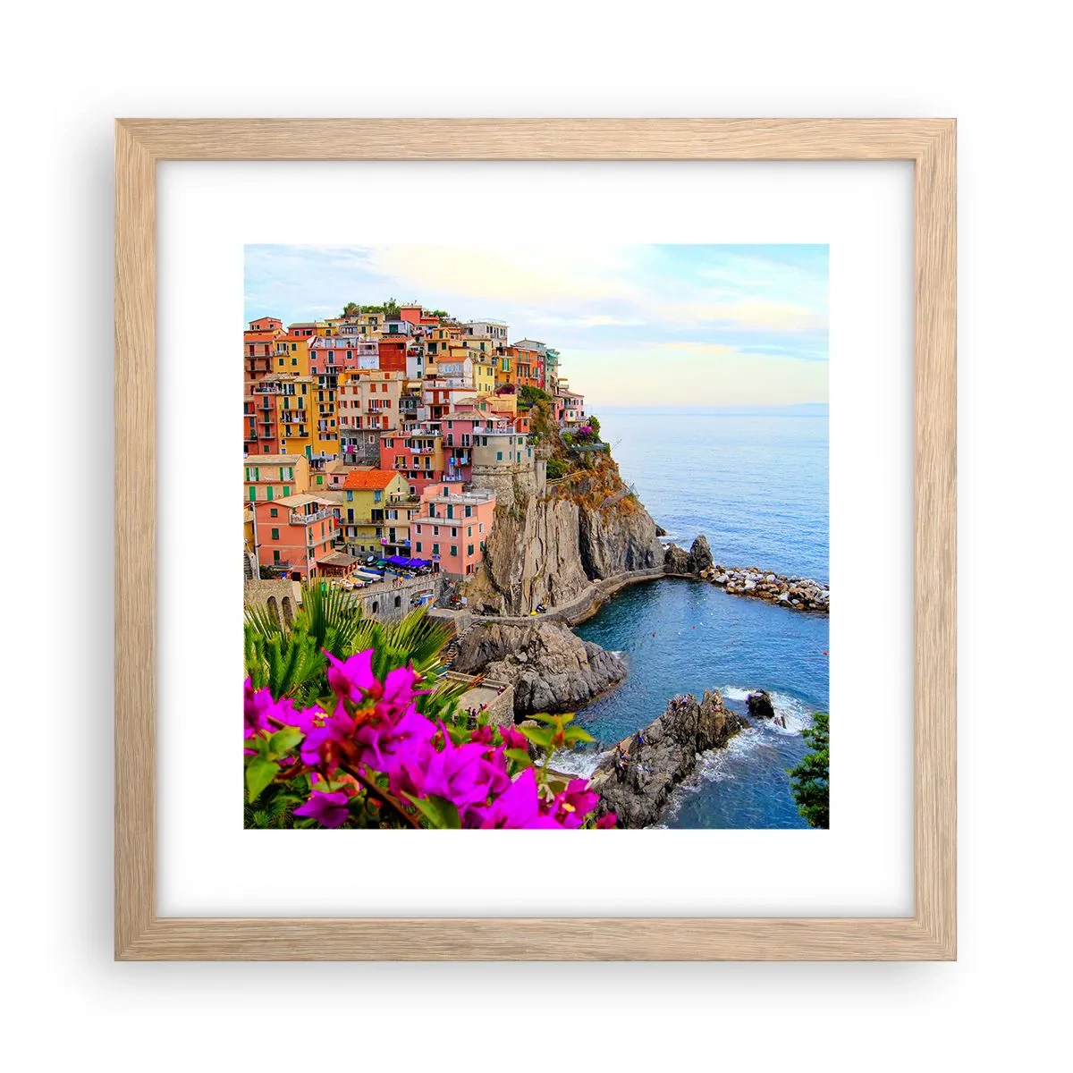 Een poster in een licht eiken lijst - Lachende stad - 30x30 cm