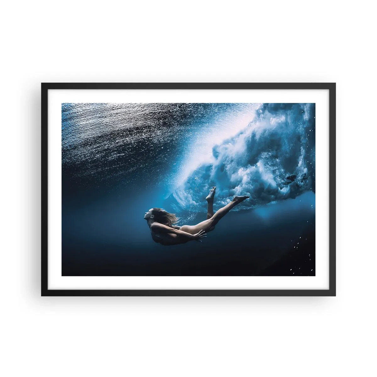 Poster in een zwarte lijst - Een moderne zeemeermin - 70x50 cm