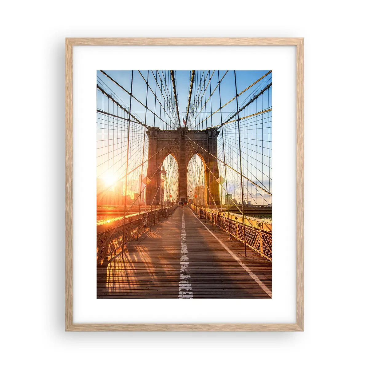 Een poster in een licht eiken lijst - Op de gouden brug - 40x50 cm