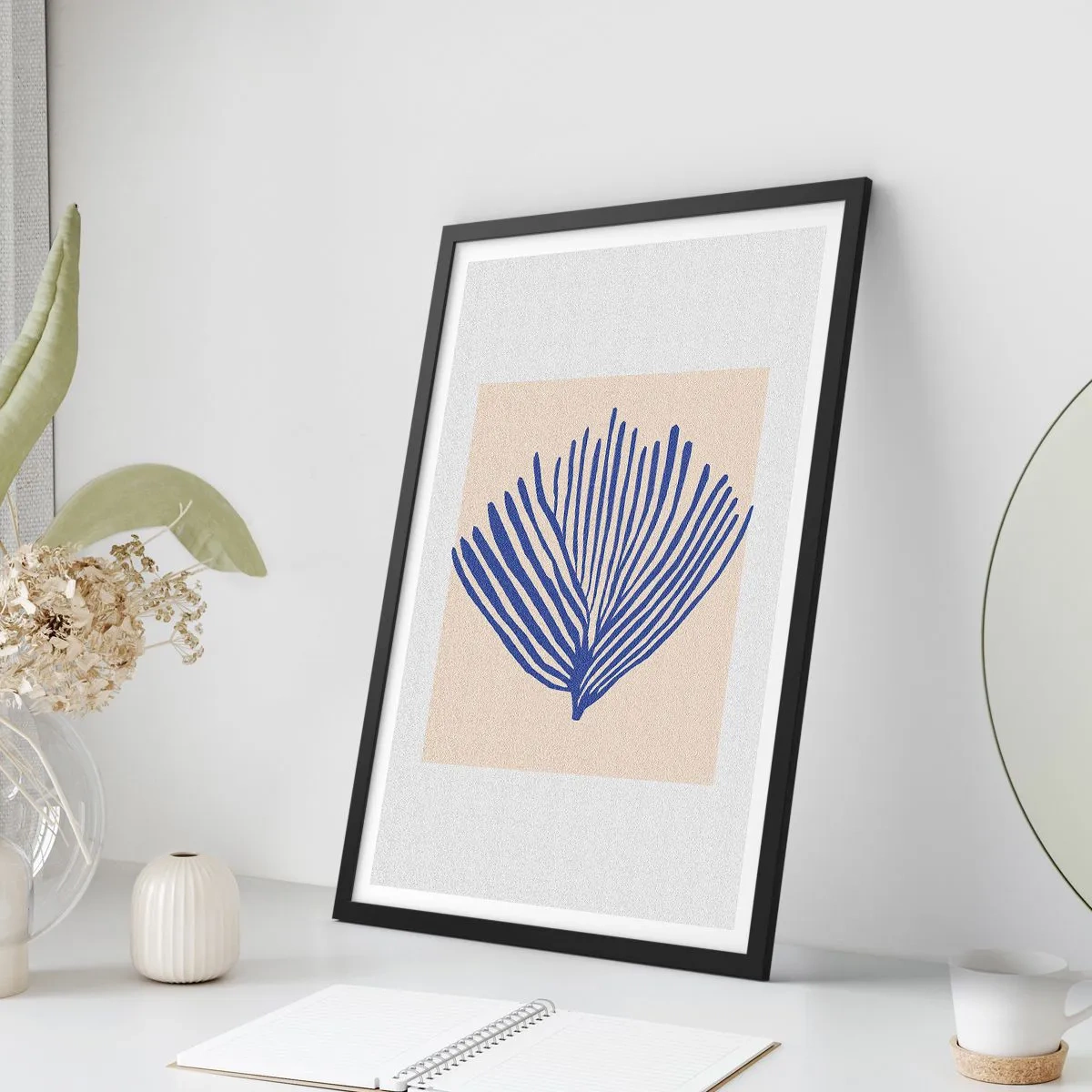 Poster in een zwarte lijst - Blauwe waaier - 30x40 cm