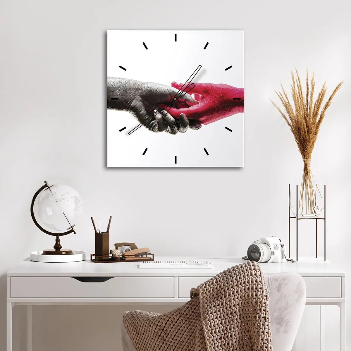 Wandklok - Klok - Samen, hoewel anders - 30x30 cm