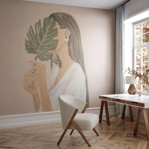 Fotobehang Premium Canvas - Mysterieus portret met een waaier - Blad, Vrouw, Boho - 350x256 cm