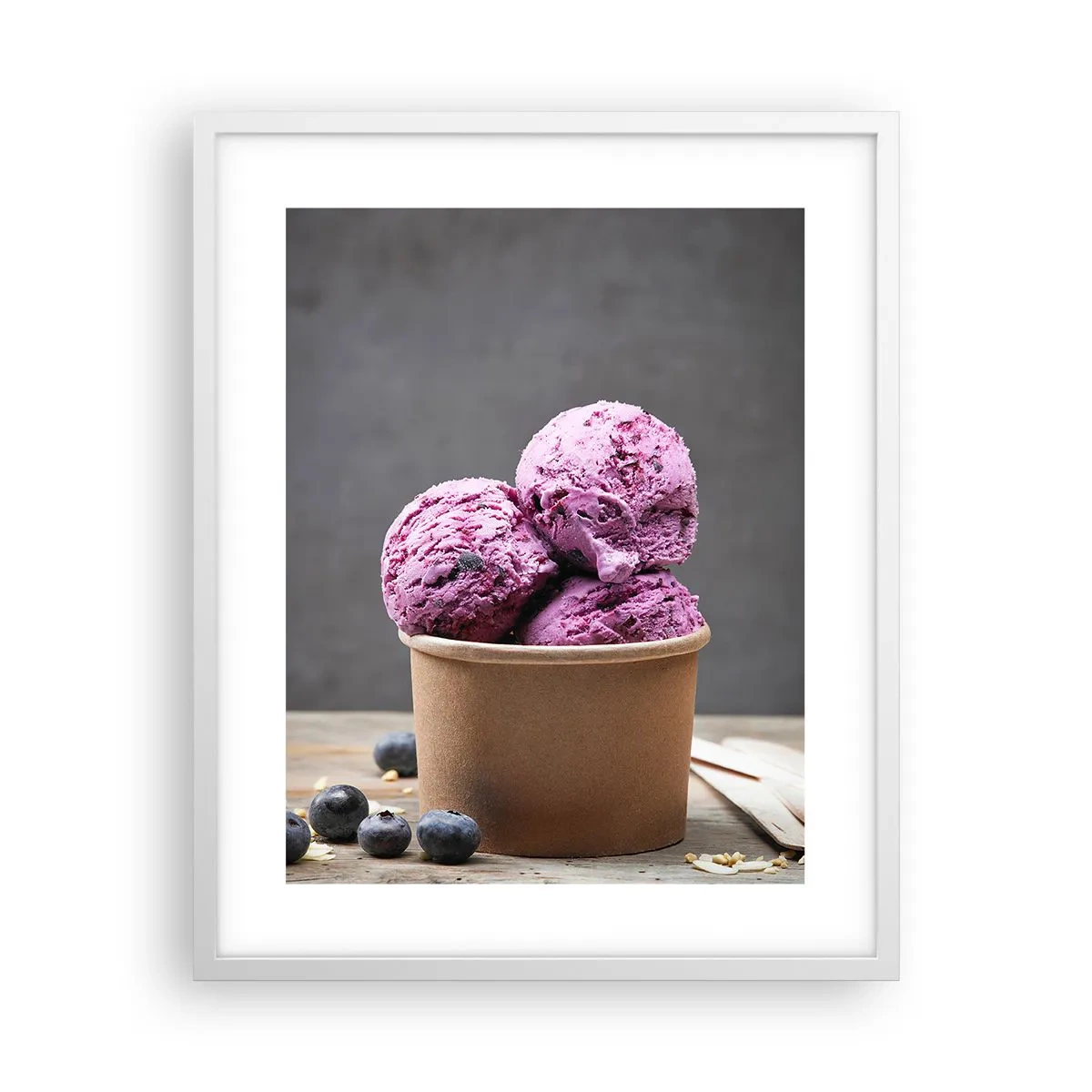 Poster in een witte lijst - Zoetheid en kou - 40x50 cm