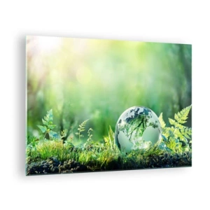 Schilderen op glas - Een glazen bol met een wereldkaart tegen een achtergrond van groene natuur - 70x50cm - De groene planeet - Moderne wanddecoratie voor woonkamer en slaapkamer ARTTOR