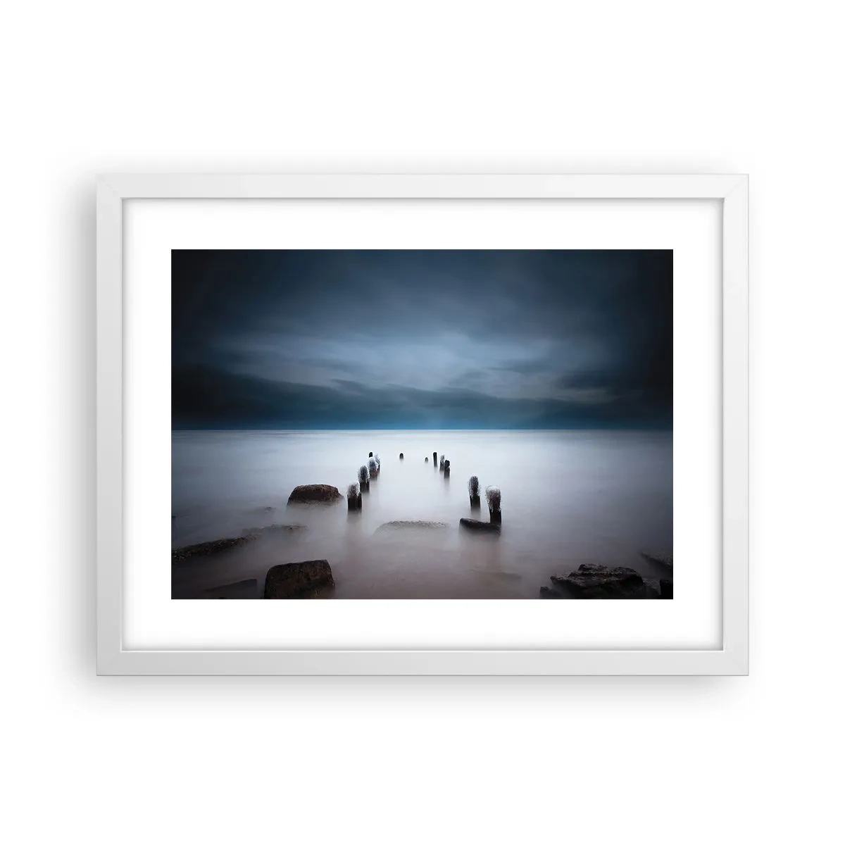 Poster in een witte lijst - Peinzend meer - 40x30 cm