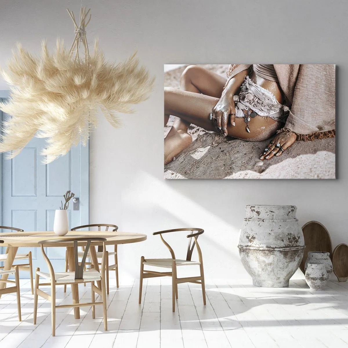 Schilderen op canvas - Boho-vrouw op het strand met sieraden - 70x50cm - Door de golven gegooid? - Moderne wanddecoratie voor woonkamer en slaapkamer ARTTOR