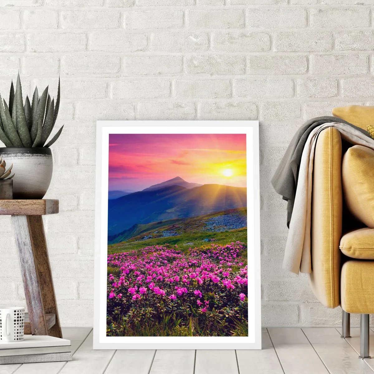 Poster in een witte lijst - … En eromheen ruikt het naar bergdennen en de geur van kruiden - 61x91 cm