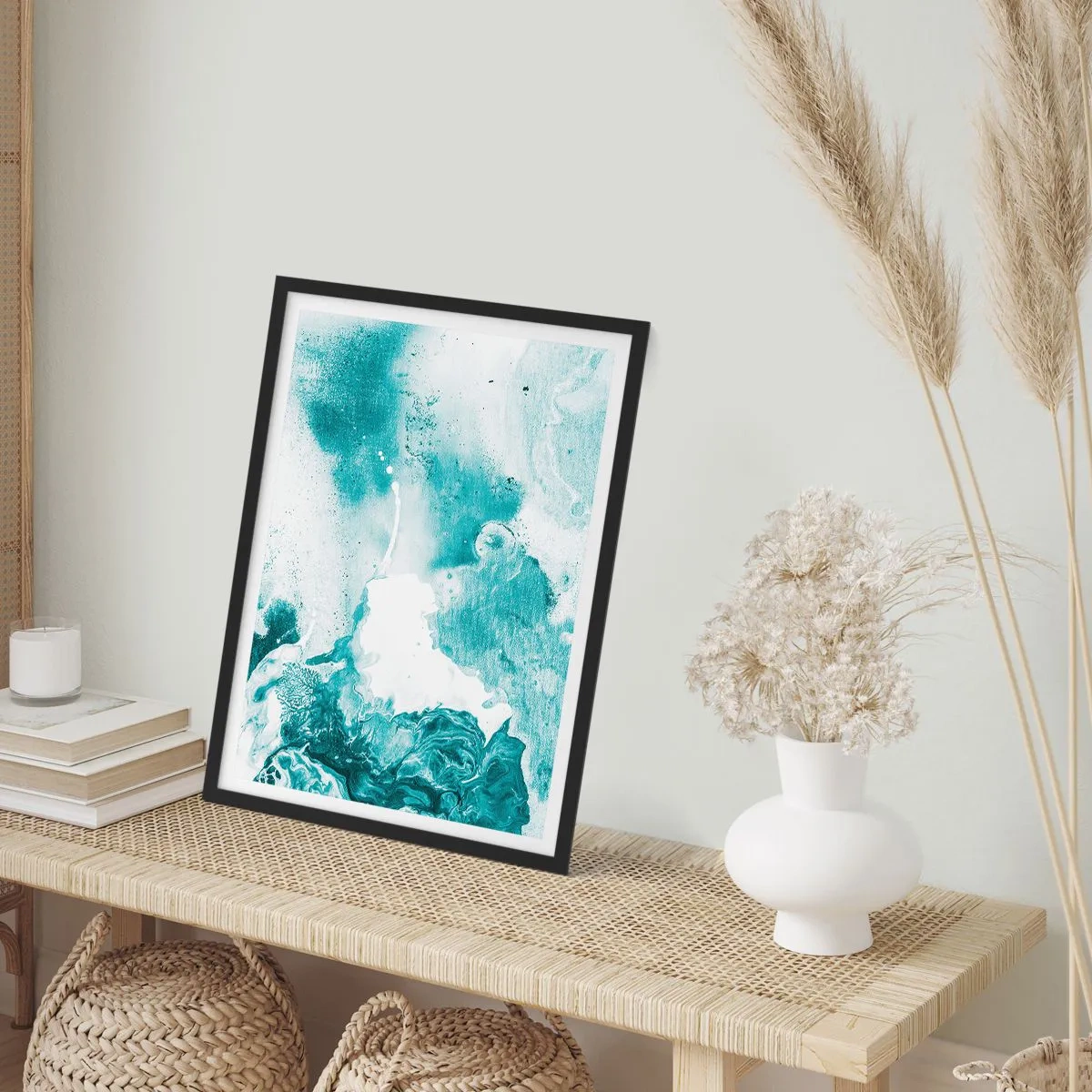 Poster in een zwarte lijst - Turquoise abstractie met dynamische details - 50x70cm - Moerast van blauw - Moderne wanddecoratie voor woonkamer en slaapkamer ARTTOR