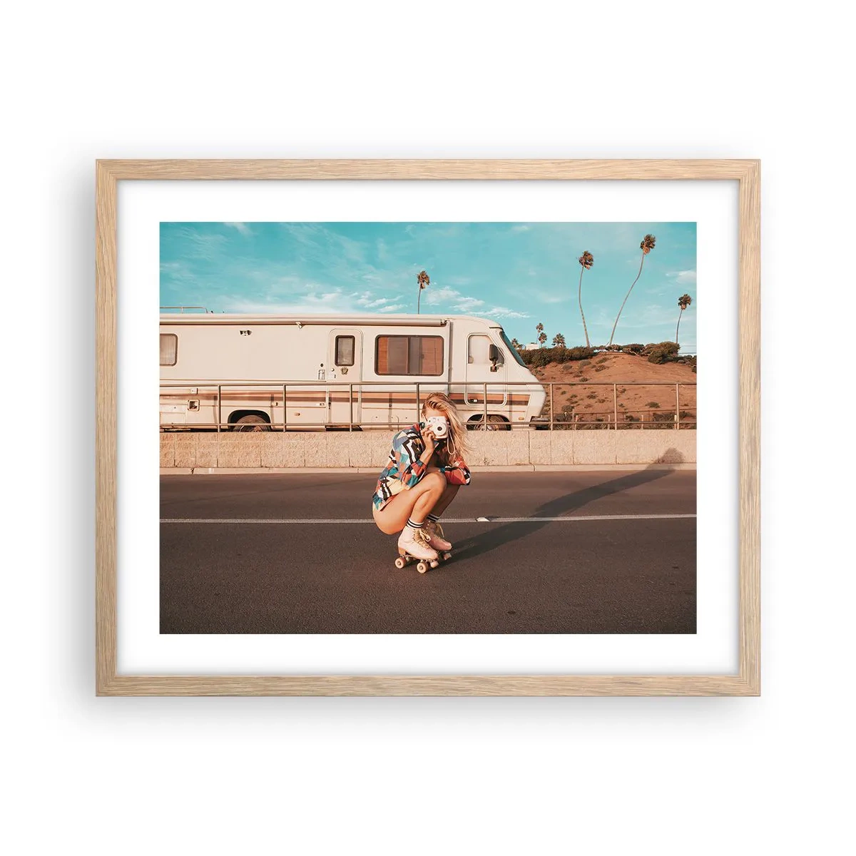 Een poster in een licht eiken lijst - Lach alsjeblieft! - 50x40 cm