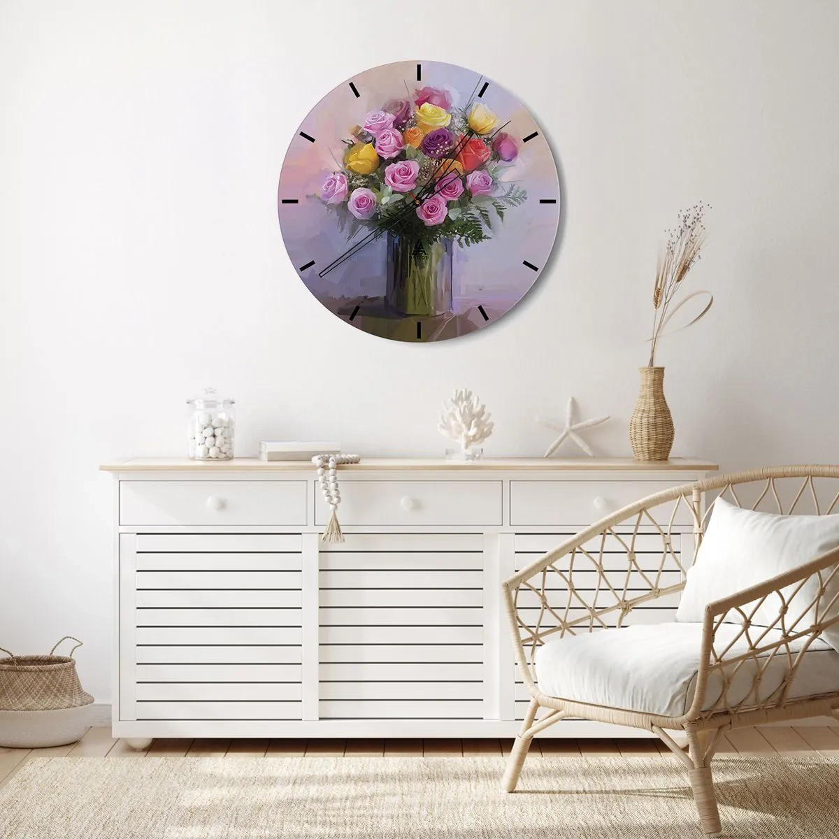 Wandklok - Klok - Een boeket rozen in een kleurrijke vaas op een pastelkleurige achtergrond - 30x30cm - Ingehouden schoonheid - Moderne wanddecoratie voor woonkamer, keuken en slaapkamer ARTTOR