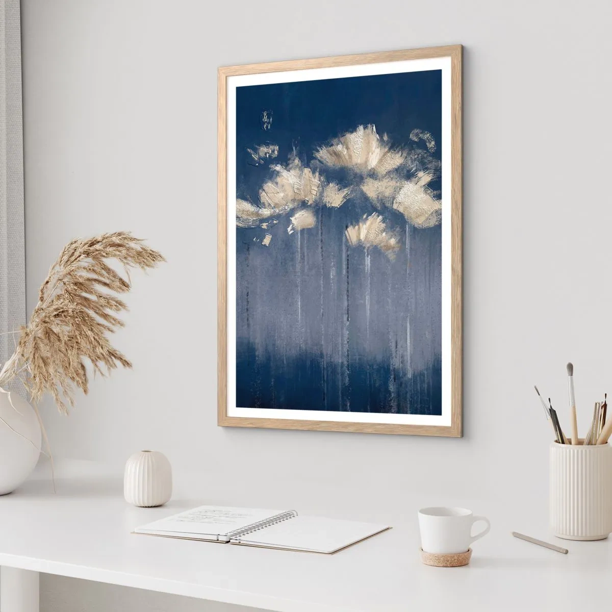 Een poster in een licht eiken lijst - Als bloemblaadjes in de wind - 61x91 cm