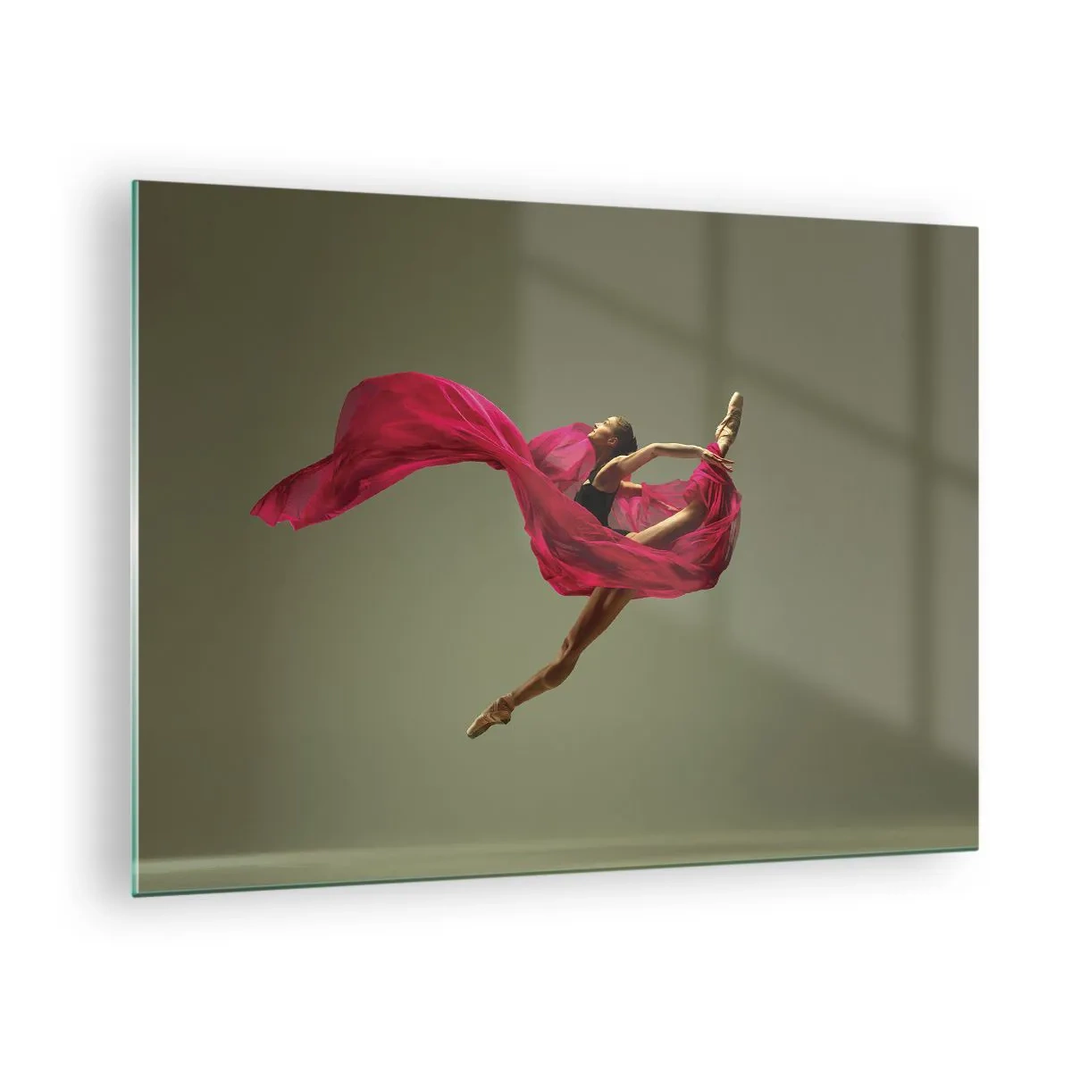 Schilderen op glas - Een danseres in vlucht met een vloeiende fuchsia stof - 70x50cm - Dansende vlam - Moderne wanddecoratie voor woonkamer en slaapkamer ARTTOR