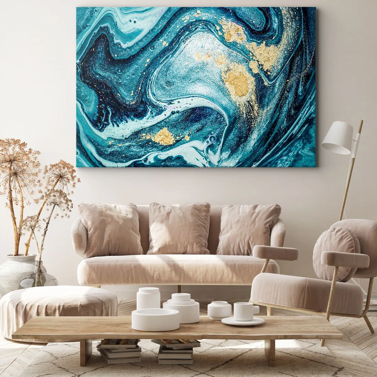Schilderen op canvas - Een abstracte compositie van golven en gouden accenten - 70x50cm - Blauwe draaikolk - Moderne wanddecoratie voor woonkamer en slaapkamer ARTTOR