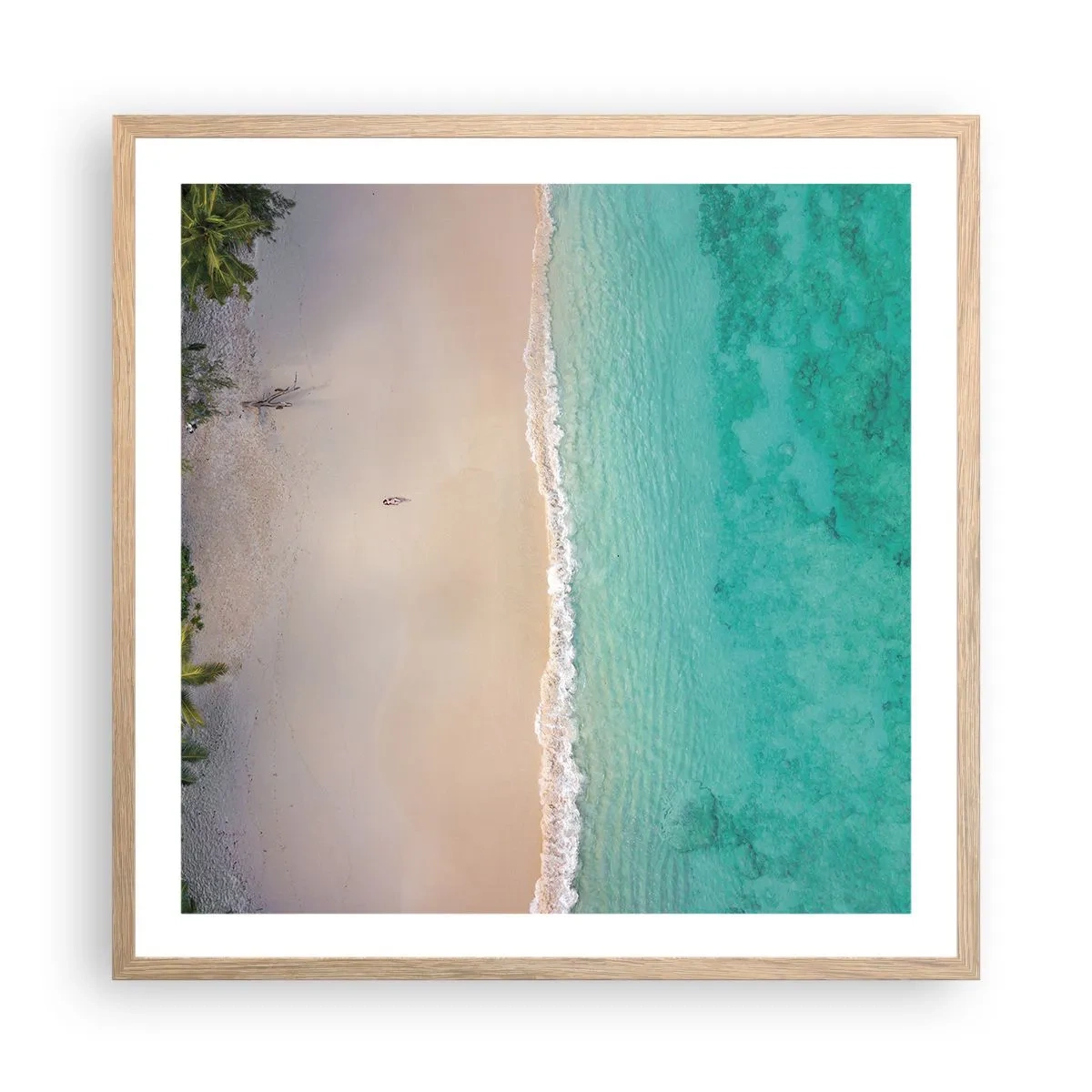 Een poster in een licht eiken lijst - Paradijsstrand - 60x60 cm