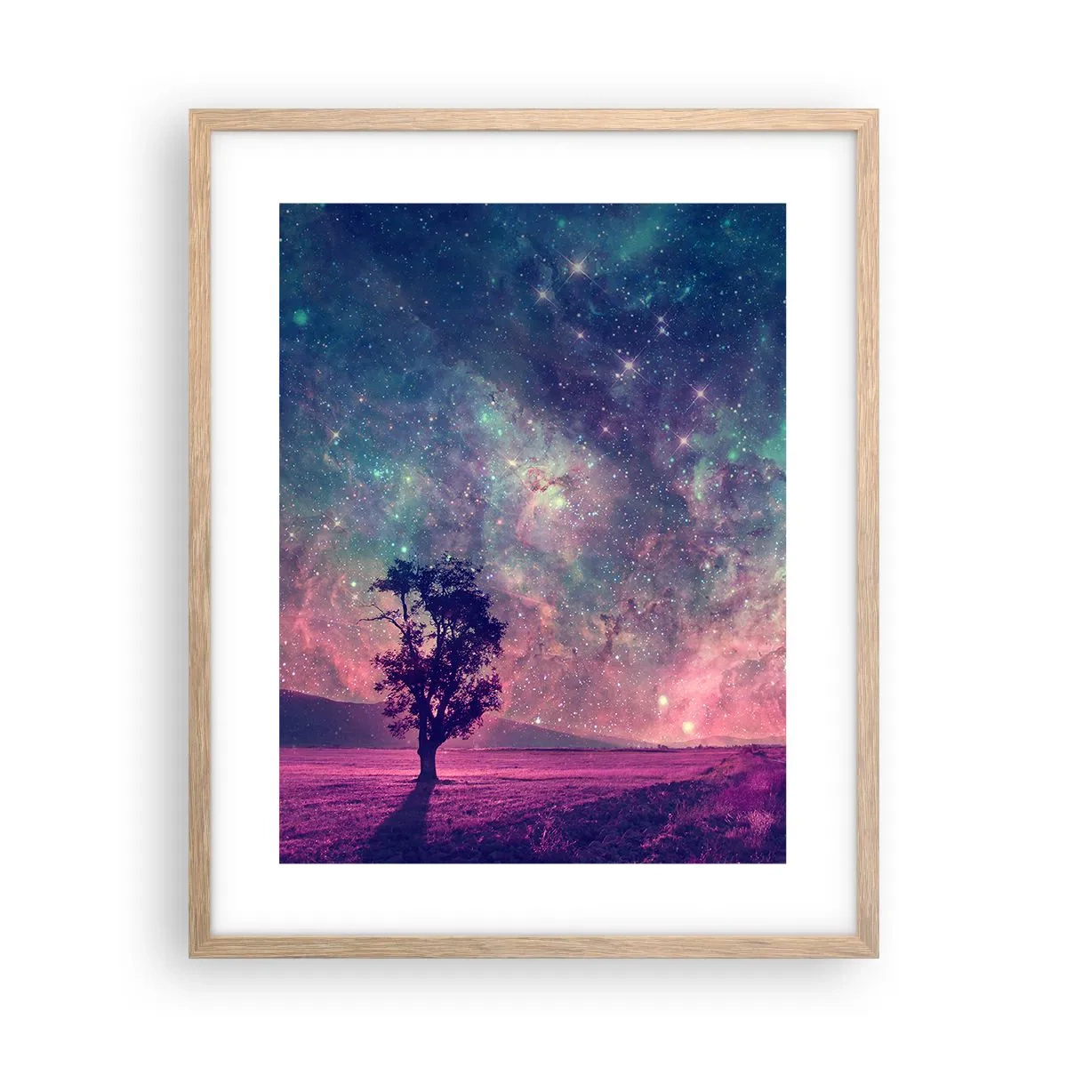 Een poster in een licht eiken lijst - Onder de magische hemel - 40x50 cm