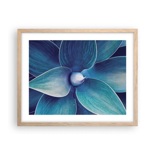 Een poster in een licht eiken lijst - Blauw uit de lucht - 50x40 cm