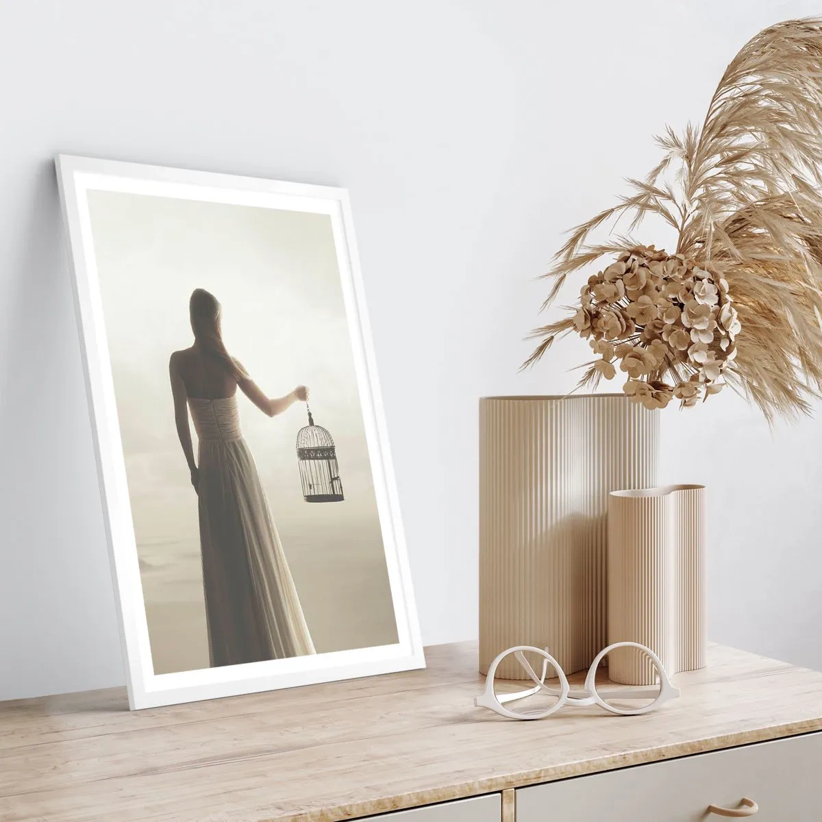 Poster in een witte lijst - Wees vrij - 70x100 cm