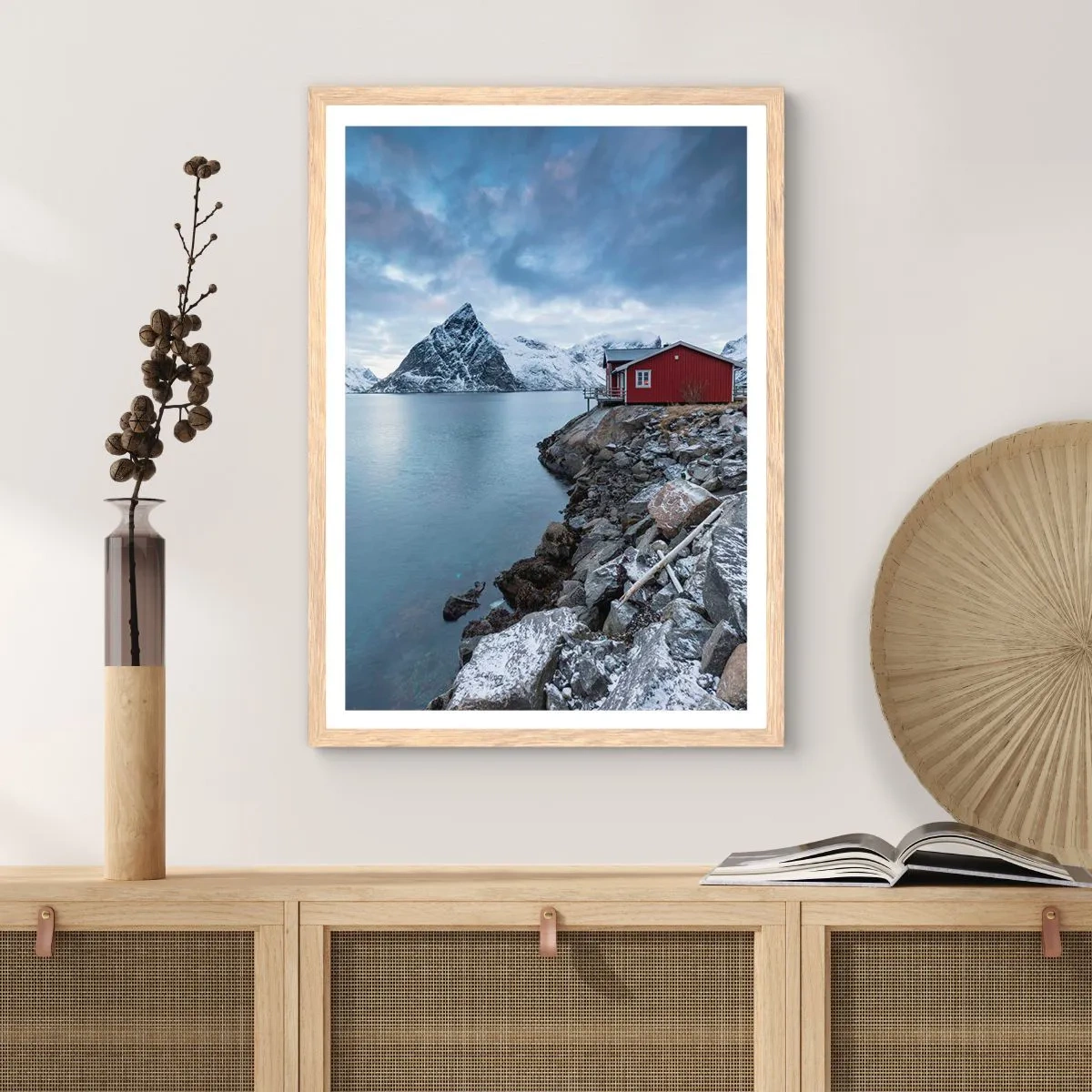 Een poster in een licht eiken lijst - Scandinavisch toevluchtsoord - 40x50 cm